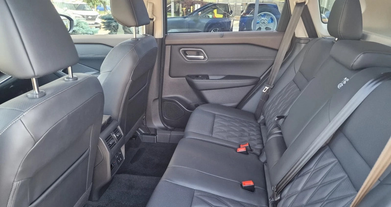 Nissan X-Trail cena 216000 przebieg: 5, rok produkcji 2023 z Mrozy małe 211